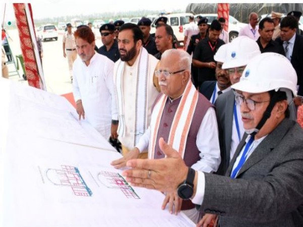 Chief Minister Naib Singh Saini and Union Minister Manohar Lal visited the Haryana Atomic Power Project in Gorakhpur.